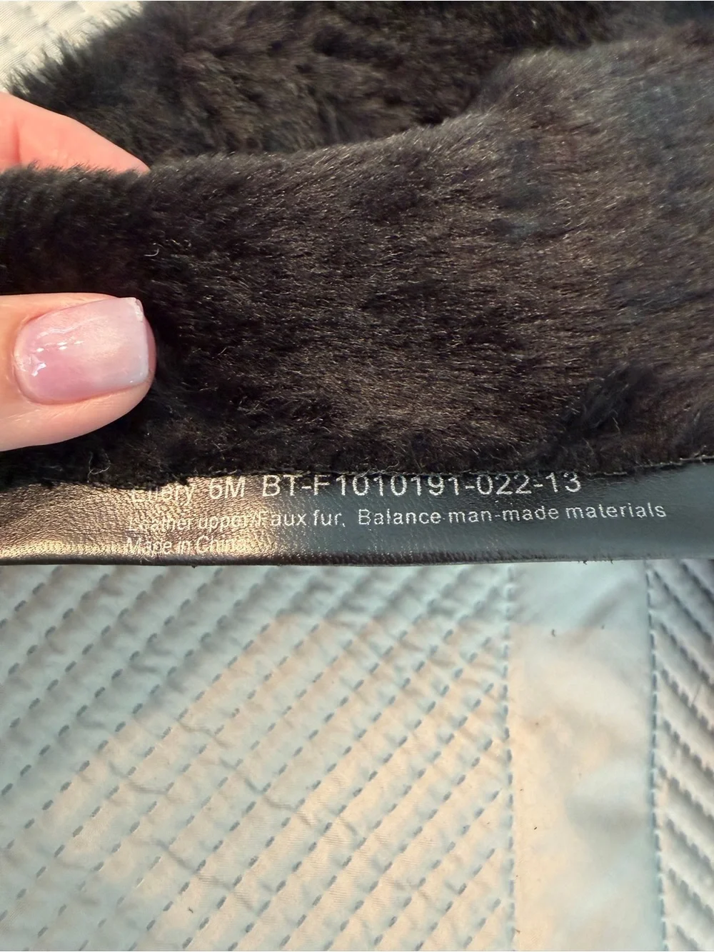 BareTraps Black Faux Fur Lined Winter Boots Sz 6